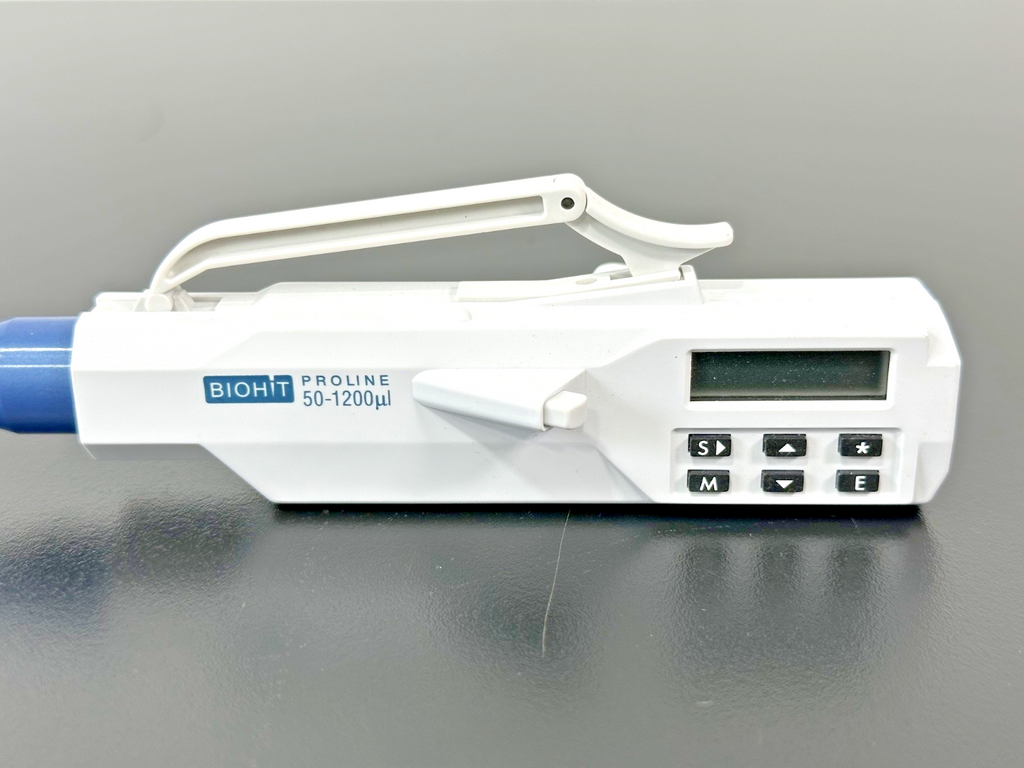 Biohit Proline 50 1200 µL Single Channel Electronic Pipettor1