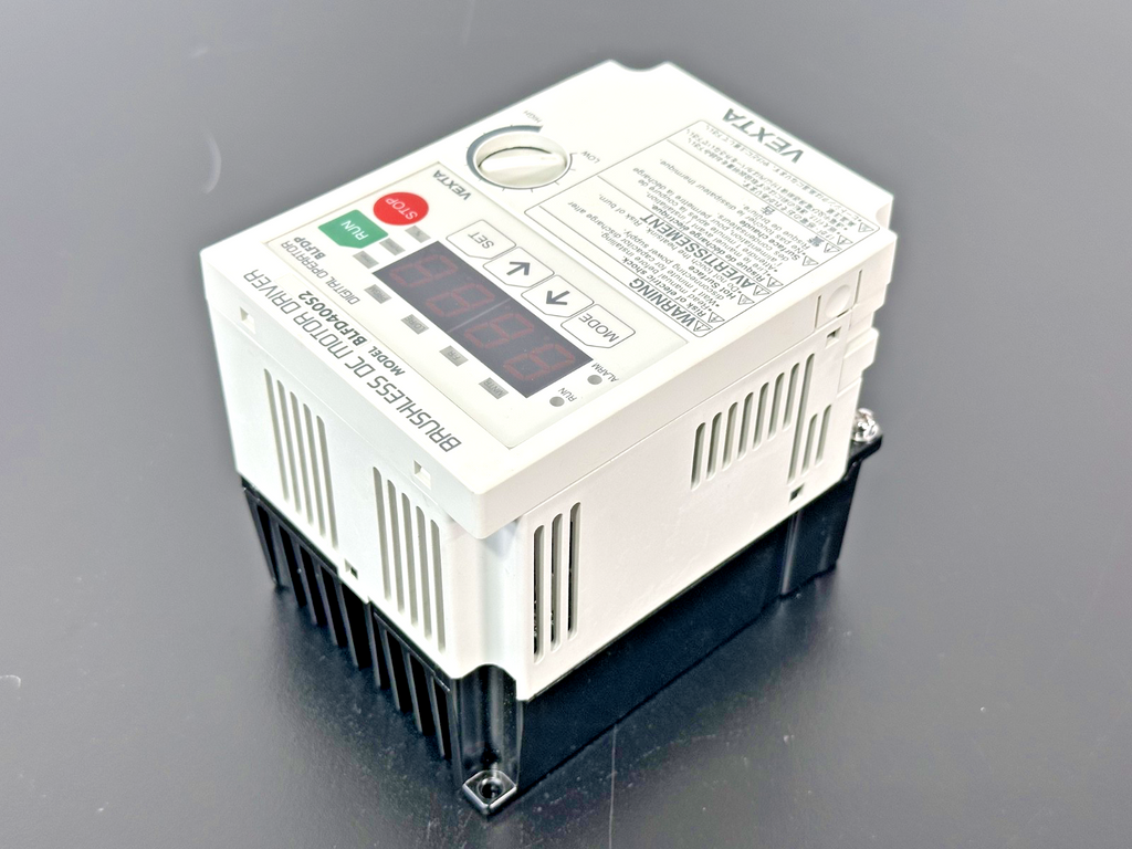 VEXTA BLFD400S2 Brushless DC Motor Driver Digital Operator BLFDP2