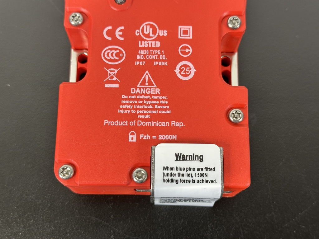 Allen Bradley Guardmaster TLS2 GD2 440G T27239 Safety Interlock Switch2