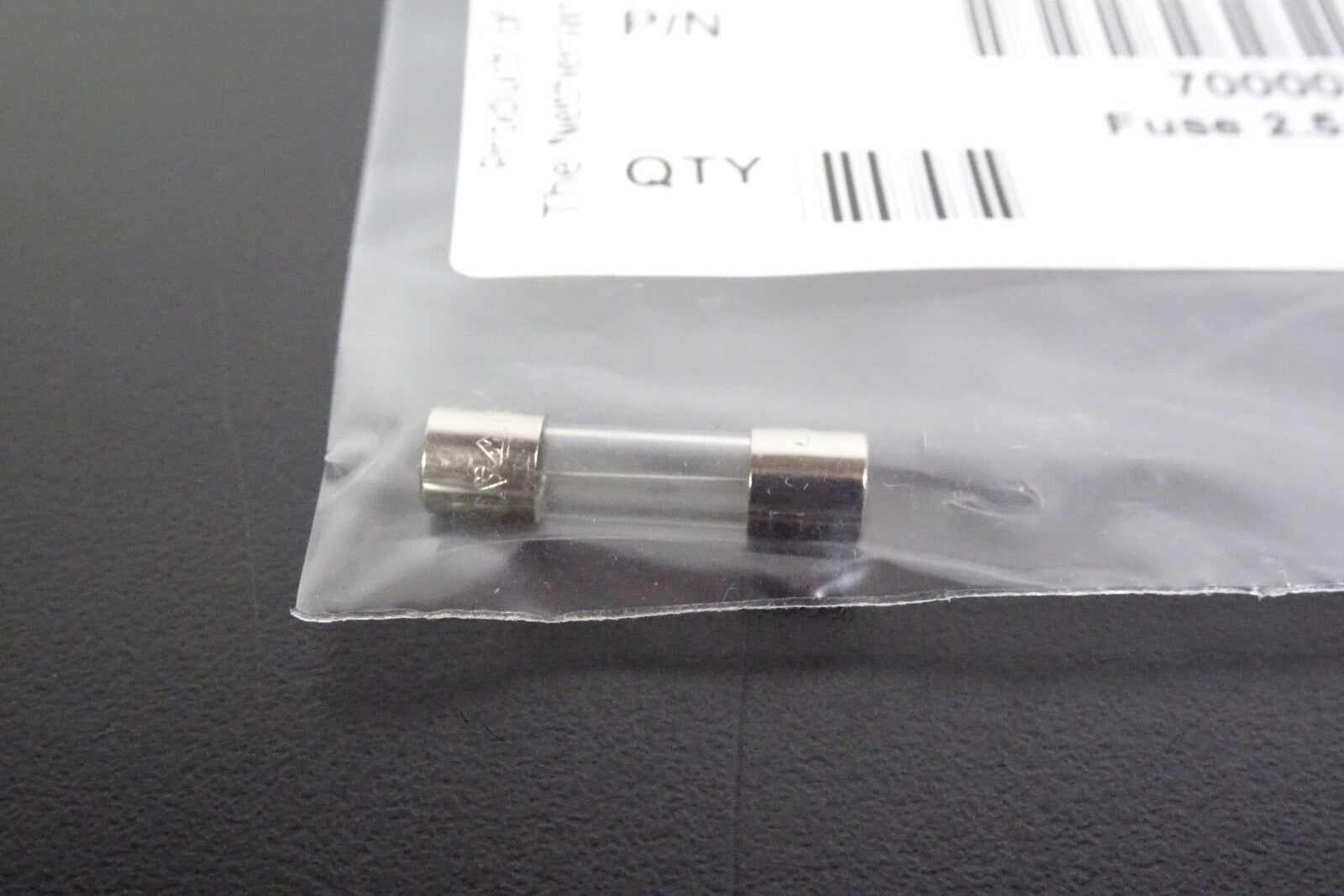 x2) Waters 700001004 Fuse1