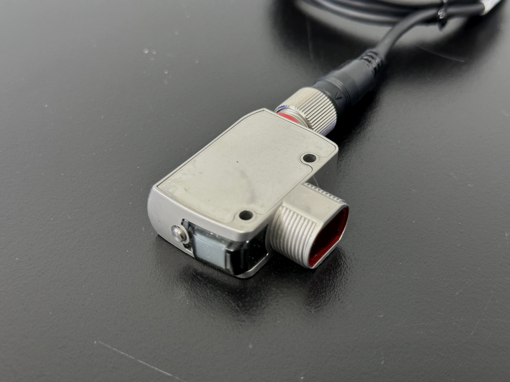 Keyence LR ZH490CB IO Link CMOS Laser Sensor w/ Cut Cable LR Z Series4