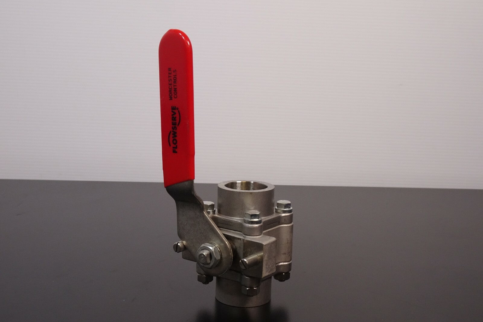 FLOWSERVE WORCESTER Controls CF8M BALL VALVE3