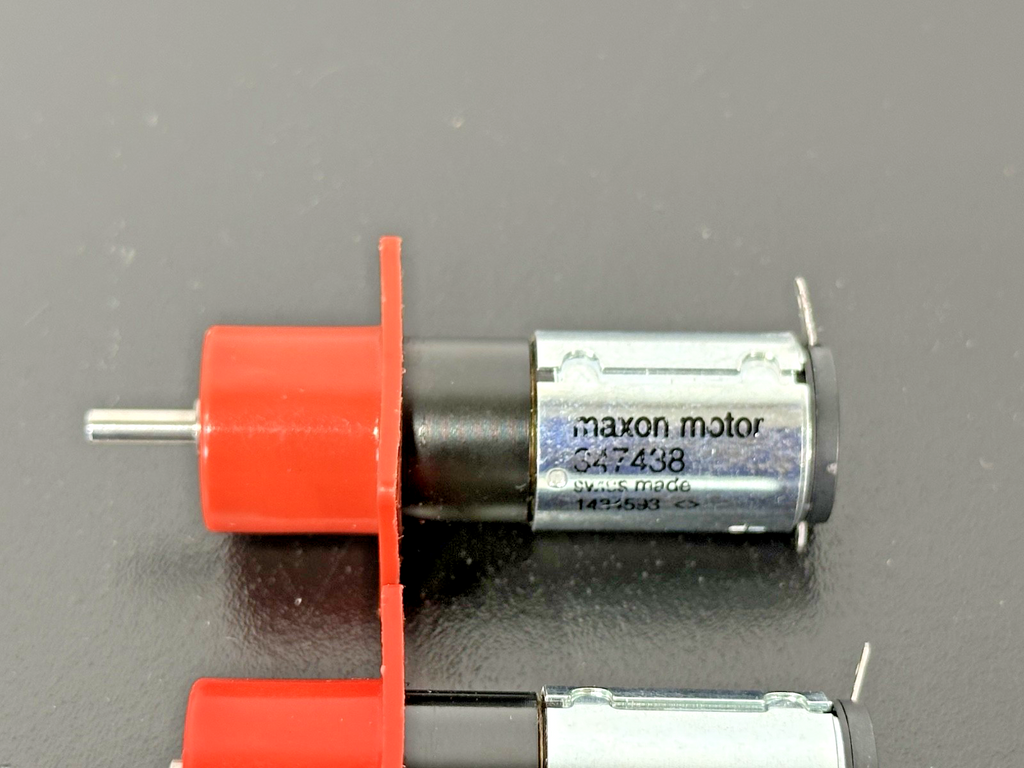 Lot of 4 Maxon Motor 347438 DC Gear Motors Swiss Made1