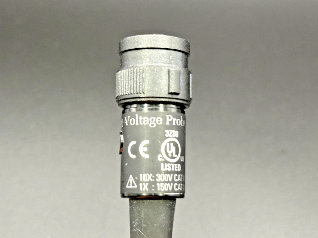 Tektronix P2220 200MHz 1X/10X Passive Oscilloscope Voltage Probe4