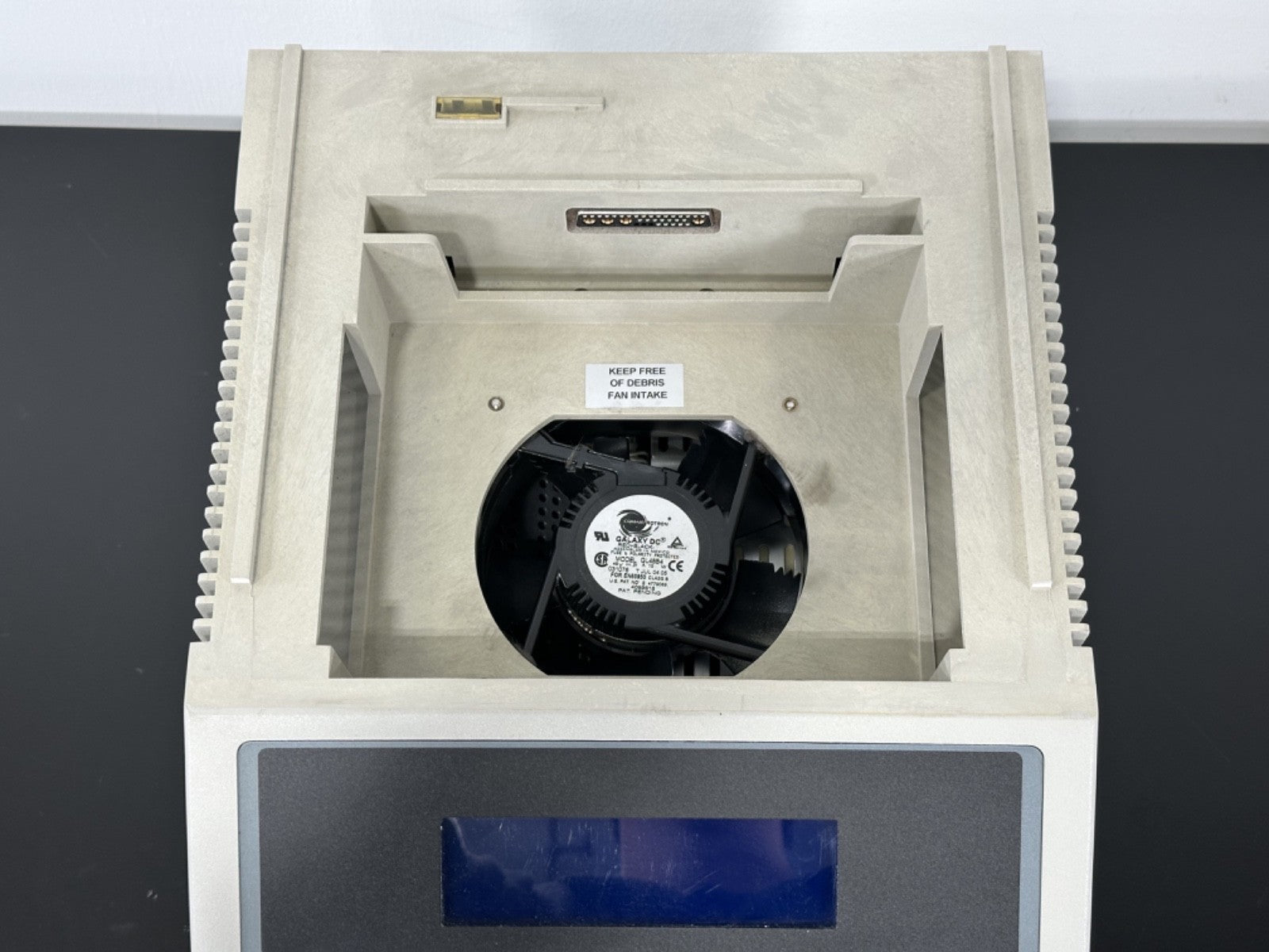 Applied Biosystems GeneAmp PCR System 9700 Thermal Cycler N8050200 FOR PARTS1