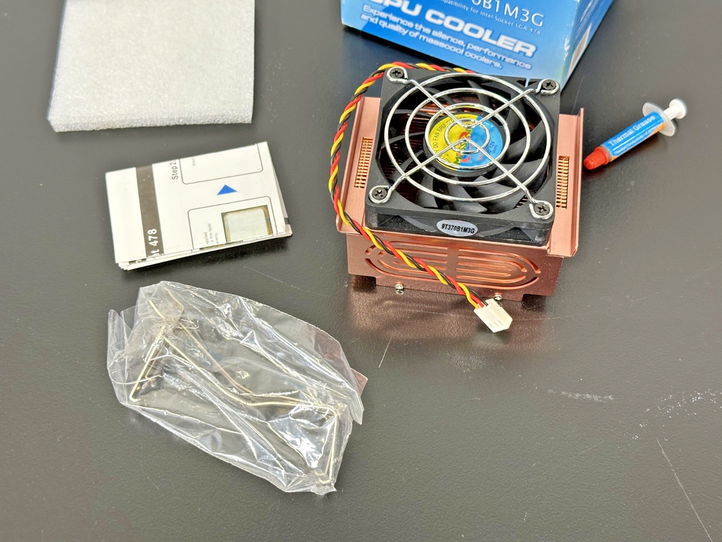 Masscool 9T370B1M3G CPU Cooler Heatsink Fan LGA 478  New Open Box1