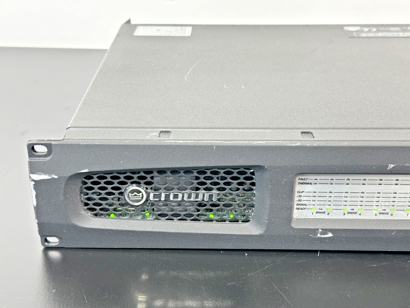 Crown DCi 8|300 DriveCore Install 8 Channel Rack Mount Power Amplifier1