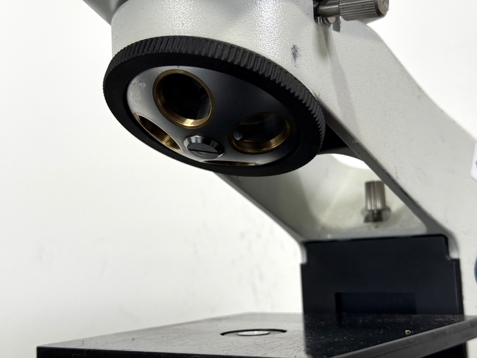 Olympus CX22RFS1 Binocular Microscope – Parts/Repair, Missing Eyepiece, No power2