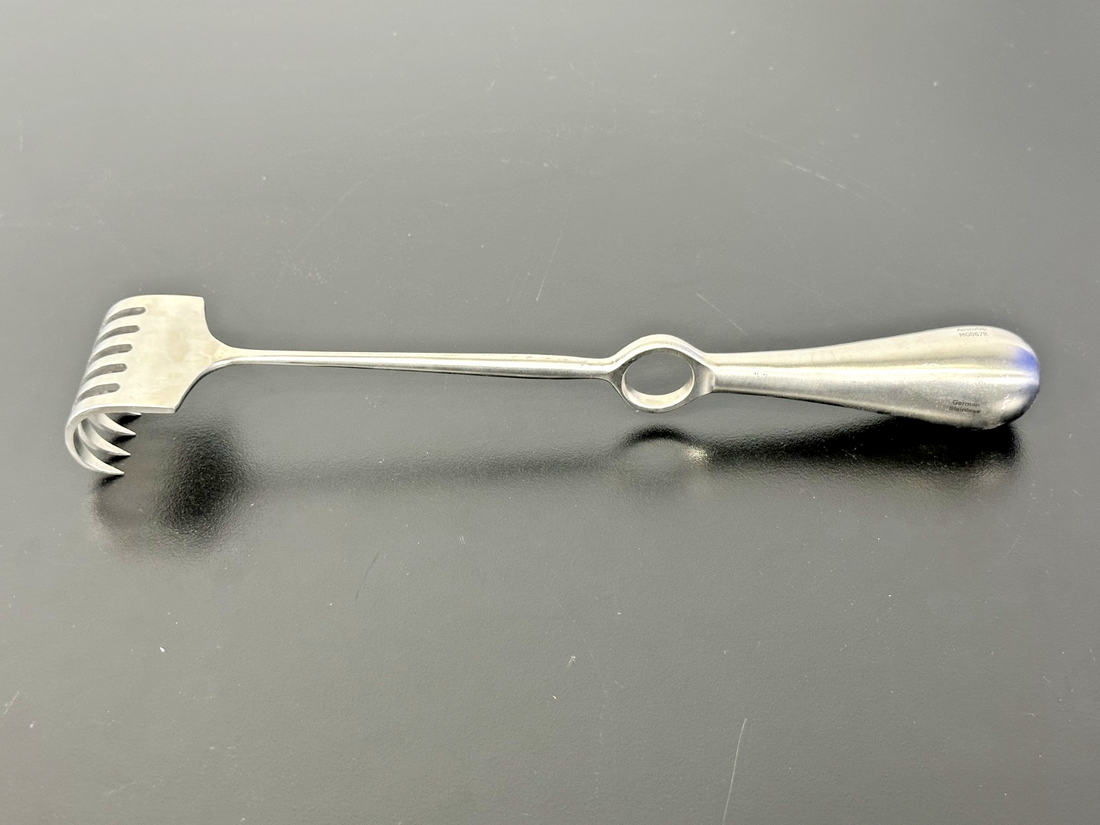 Aesculap MG067R Krasky Retractor 11" 6 Sharp Prongs German Stainless0