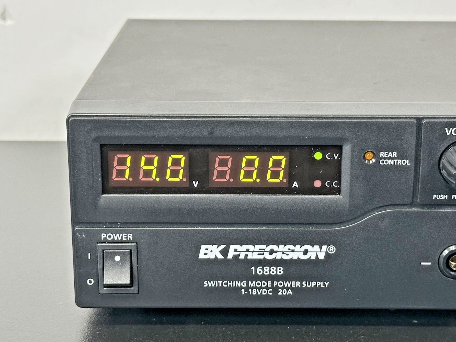 B&K Precision 1688B 1 18V 20A Switching DC Power Supply | Working1