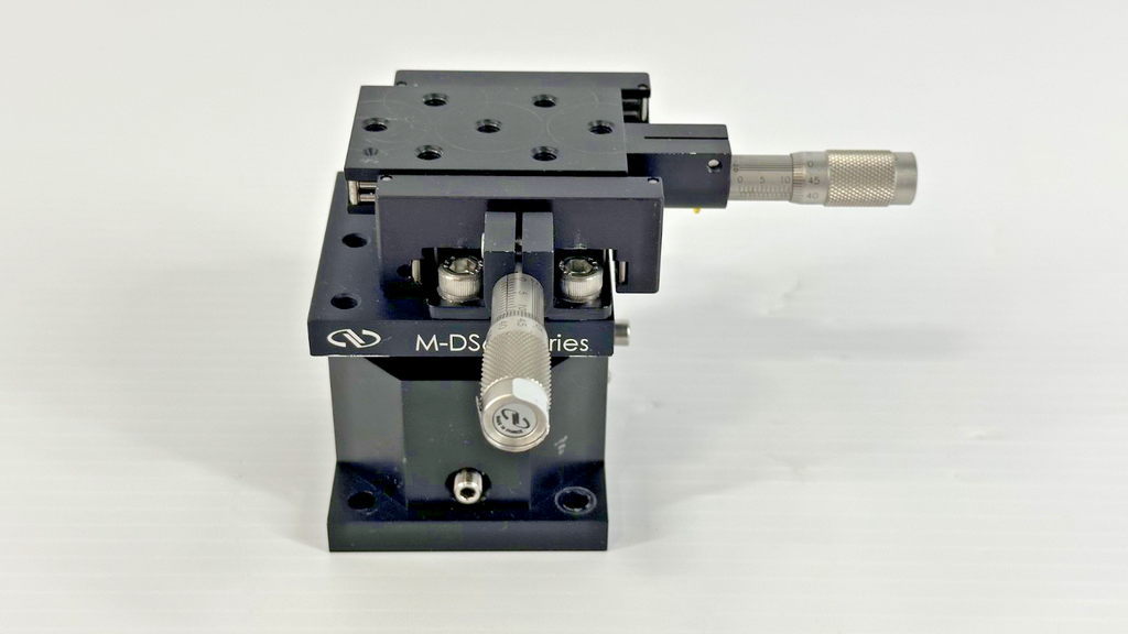 Newport M 460A M DS65 Manual Multi Axis Precision Positioning Stage0