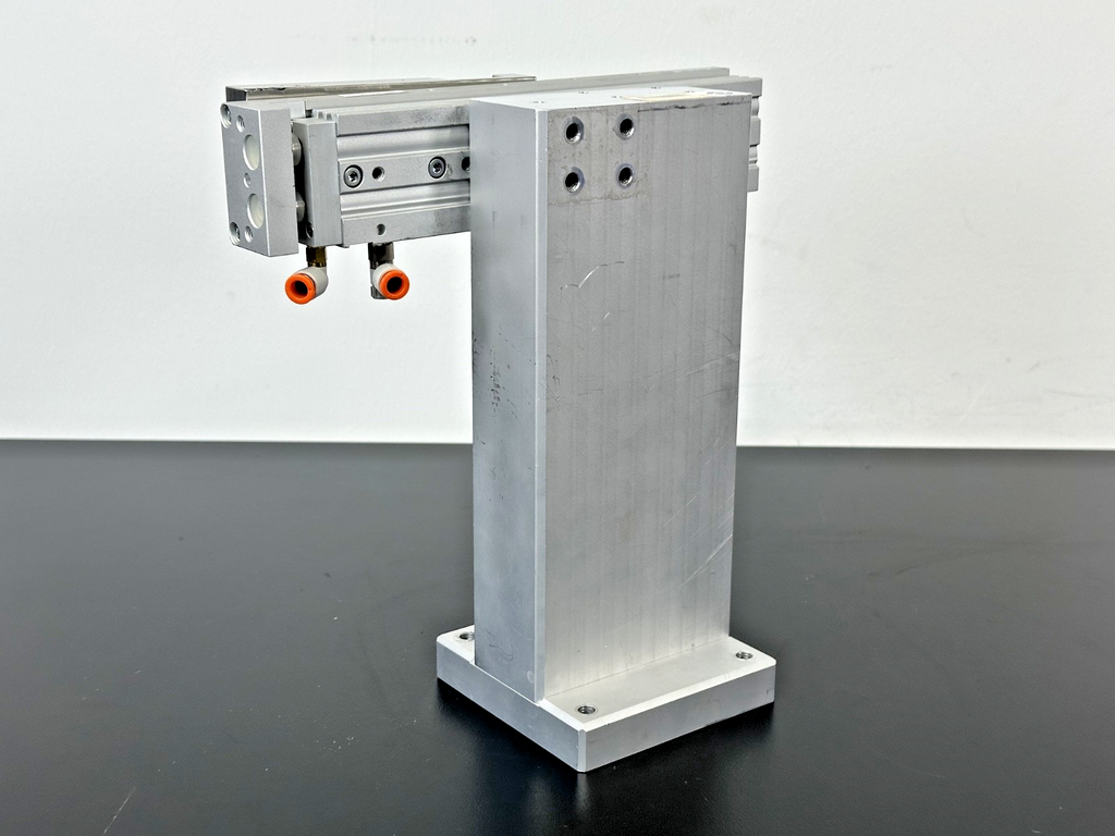 SMC MXS12 100 M9BZ Air Slide Table Pneumatic Cylinder w/ Mounting Bracket1