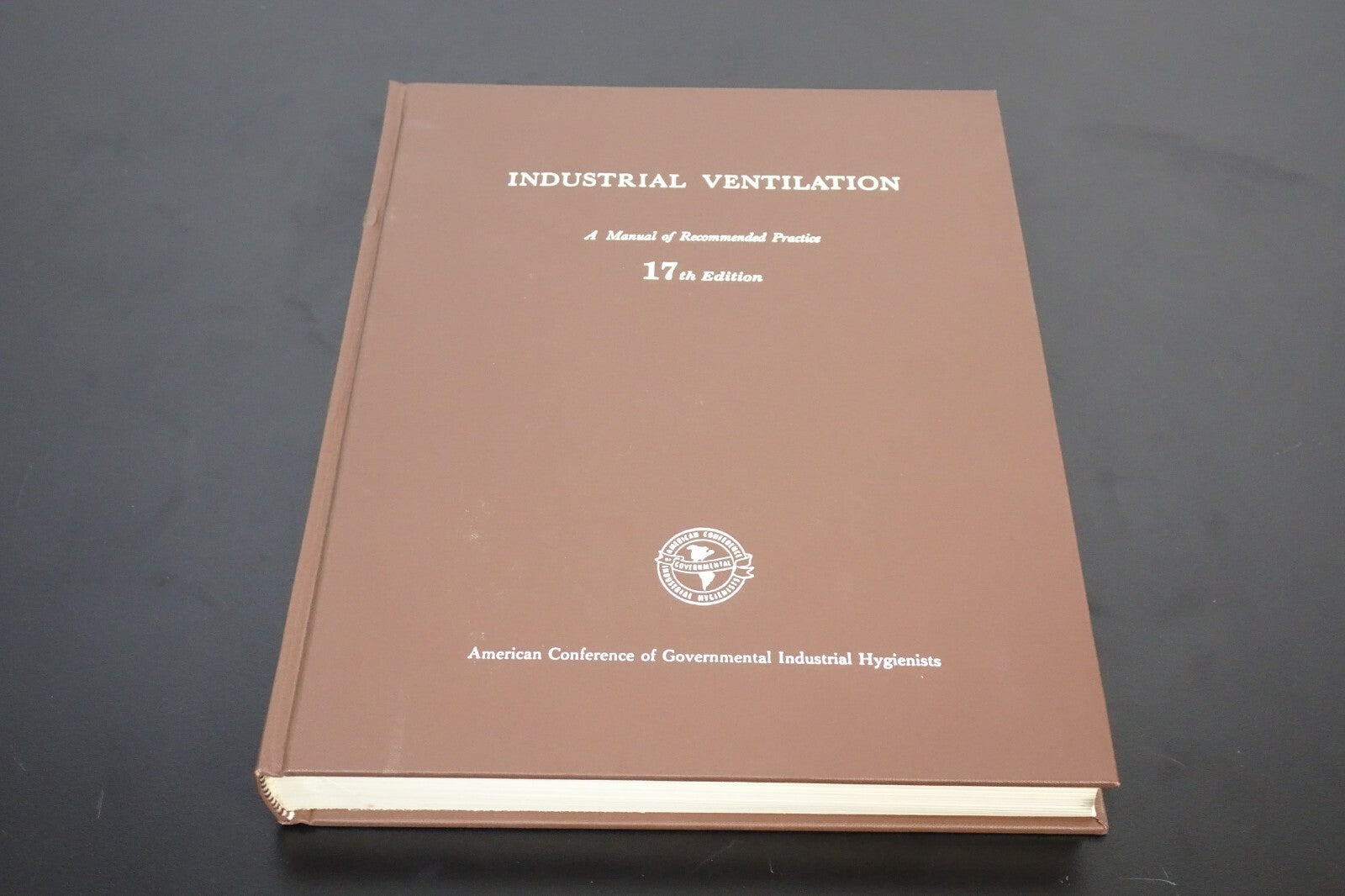 Industrial Ventilation: A Manual of Recommended Practice , 17th0