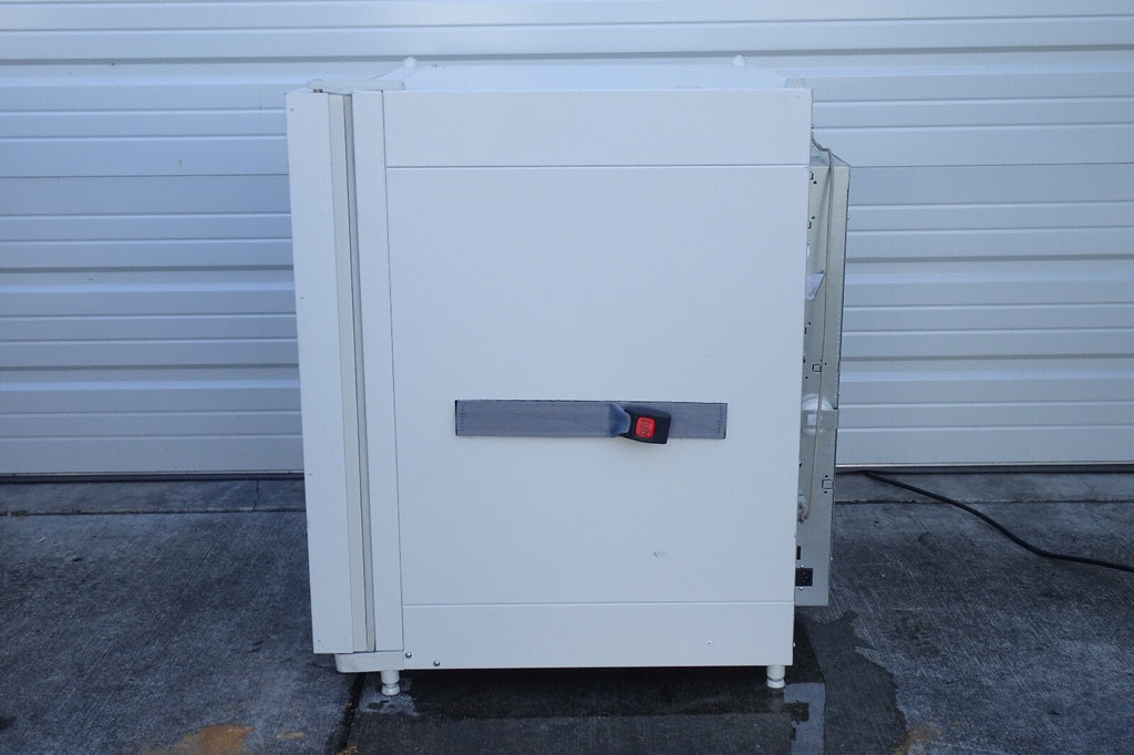 Thermo Scientific HERAcell 150i C02 Incubator6