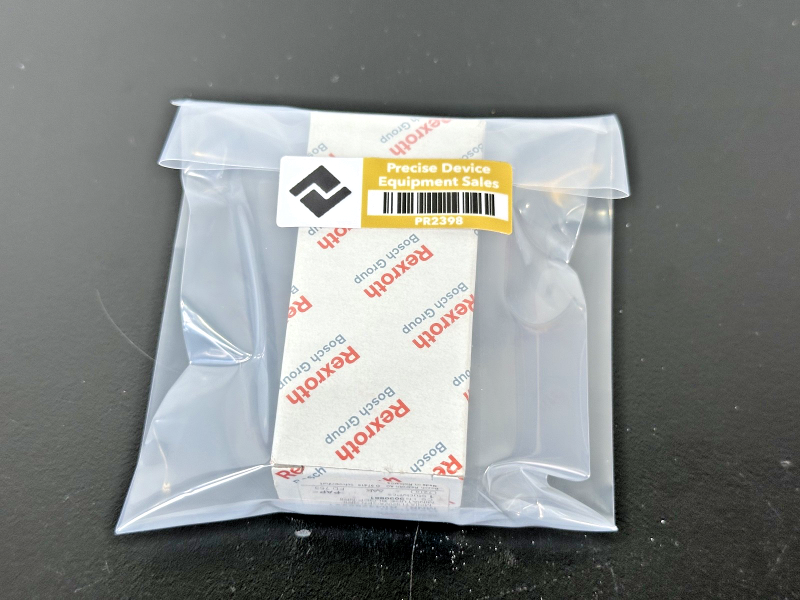 Bosch Rexroth R044289301 Miniature Linear Guide Runner Block New Open Box3