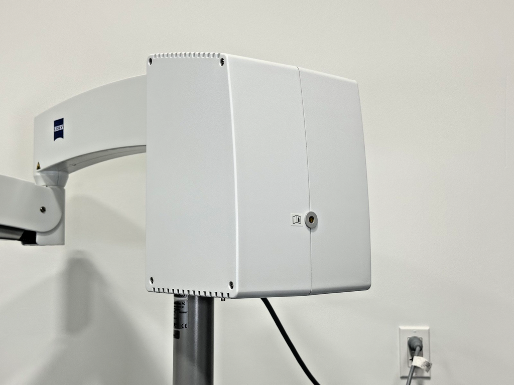 Carl Zeiss OPMI Pico S100 Dental Microscope Floor Stand Tested Working8