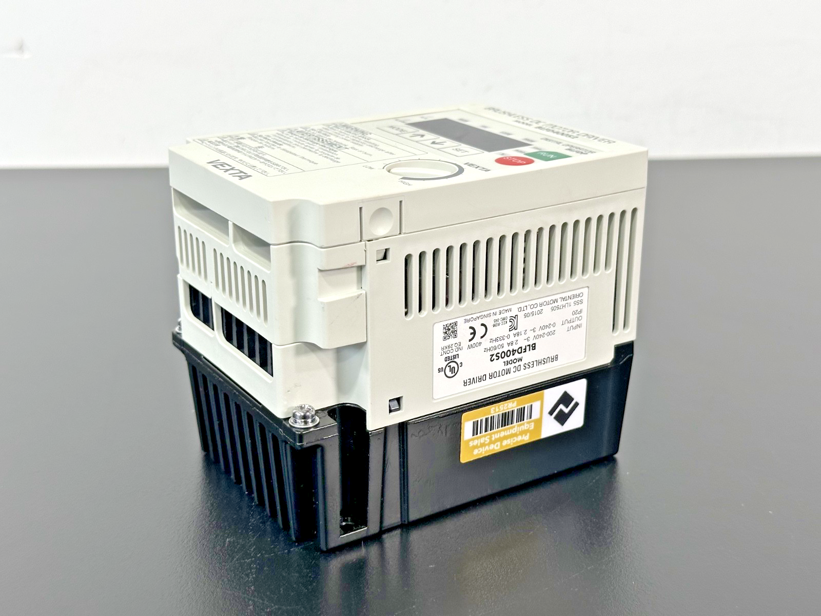 VEXTA BLFD400S2 Brushless DC Motor Driver Digital Operator BLFDP1