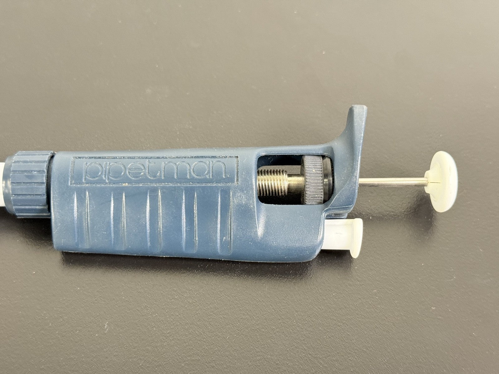Gilson Pipetman P100 Single Channel Pipette 10 100 uL4