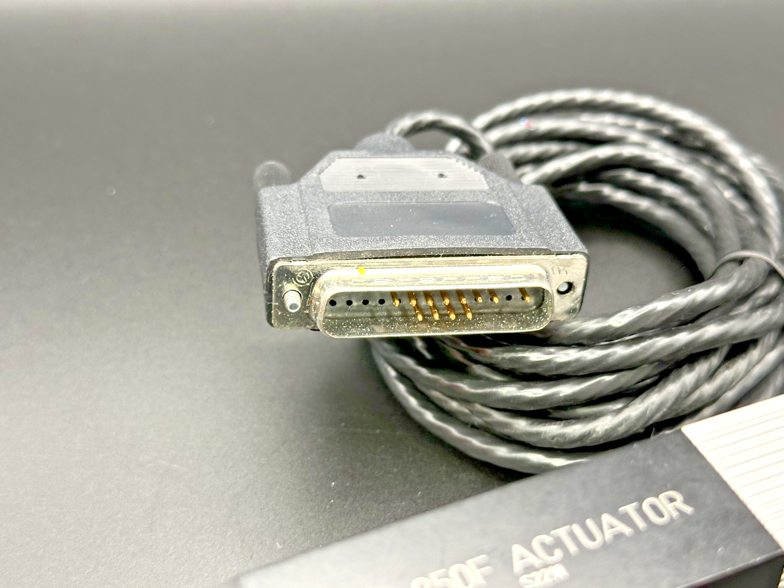 Newport 850F Motorized Precision Linear Actuator 50mm Travel Cable4