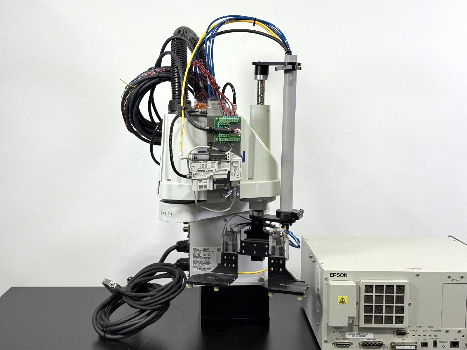 Seiko Epson LS3 401S 4 Axis SCARA Robot w/ RC90 Controller 200–240VAC2