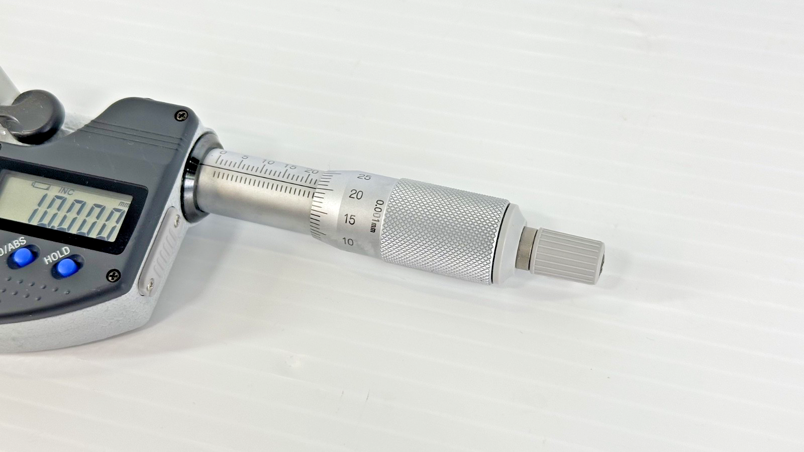 Mitutoyo MHN4 25MX Digimatic Micrometer Head 0 25mm with Mount2
