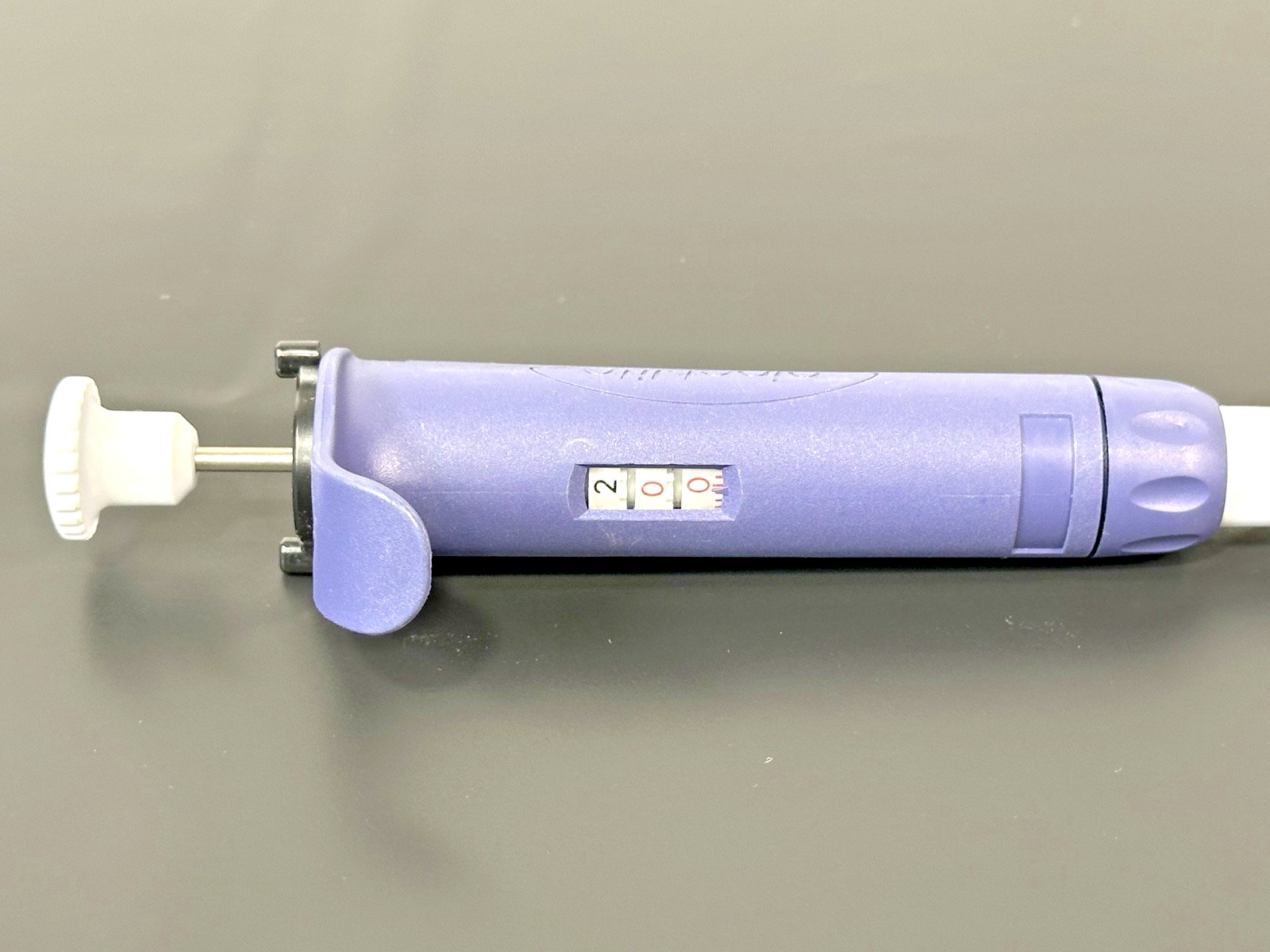 Rainin L 2 Adjustable Single Channel Micropipette 0.1 2µL Pipettor3