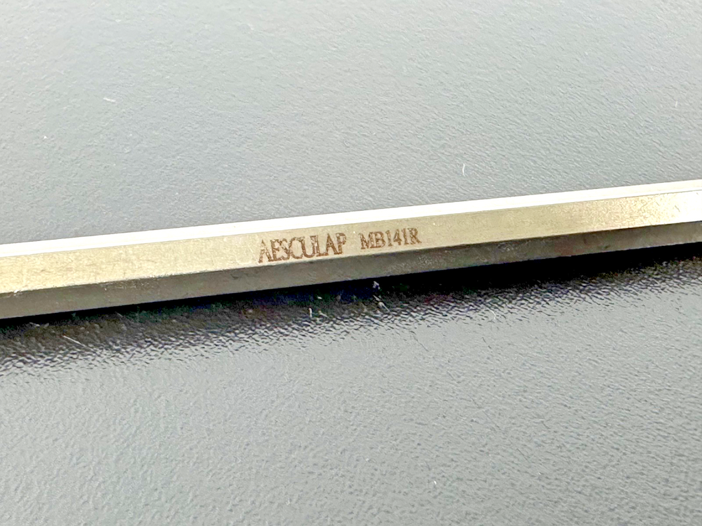 Aesculap MB141R No. 3HL Hexagonal Instrument Handle 150mm Germany1