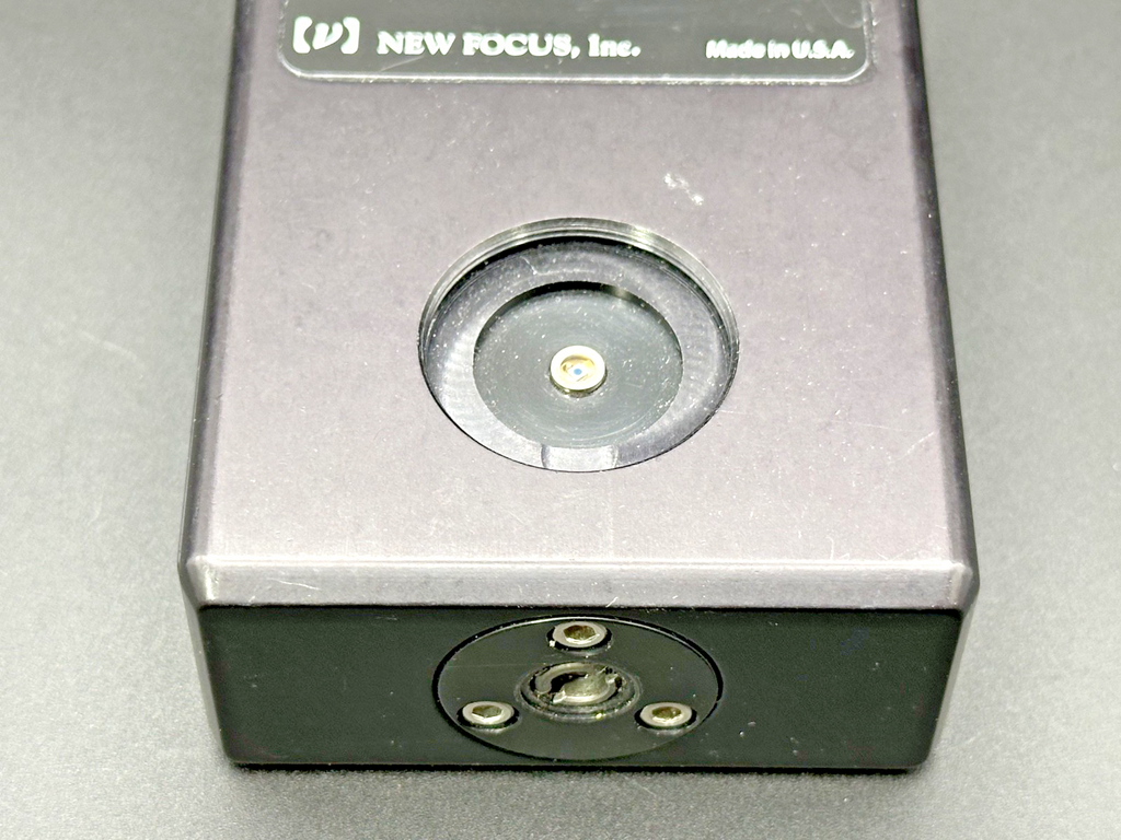 New Focus 1621 Visible Nanosecond Photodetector 50 Ohm 1ns Rise Time2