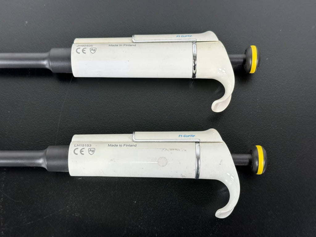 Lot of 2 Thermo Scientific F1 ClipTip 20 200uL Adjustable Pipettes3