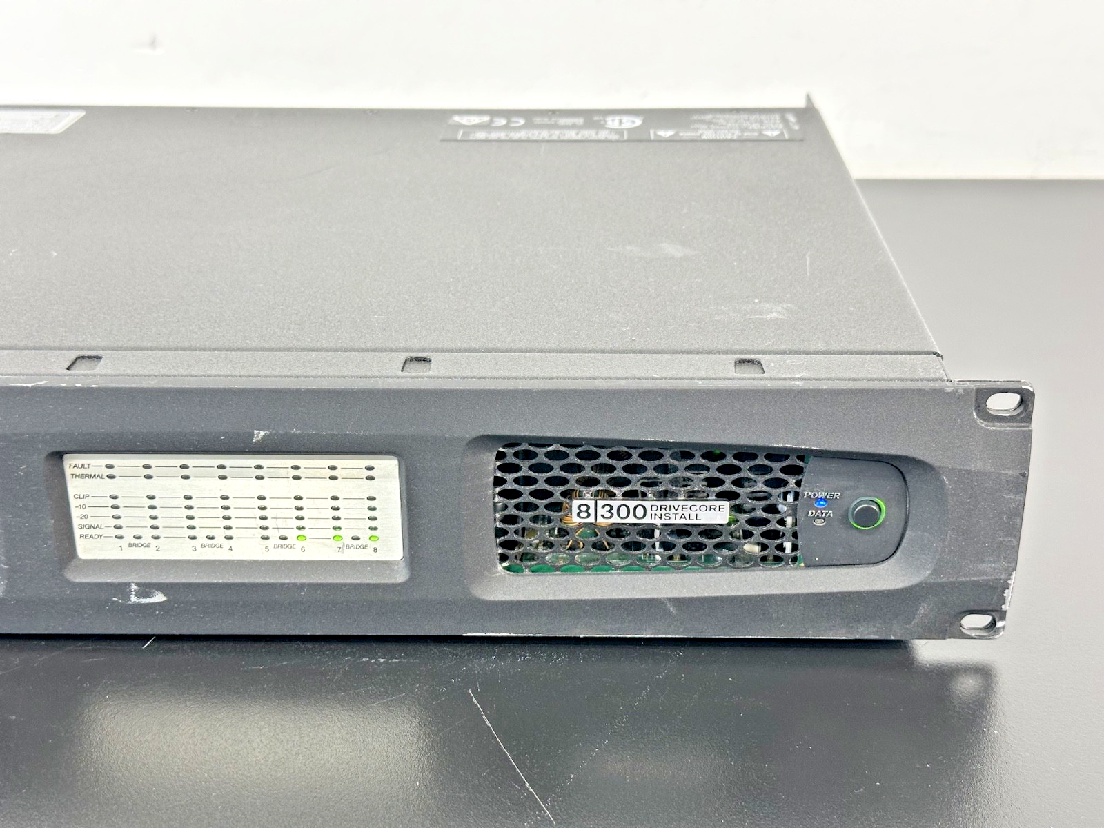Crown DCi 8|300 DriveCore Install 8 Channel Rack Mount Power Amplifier2