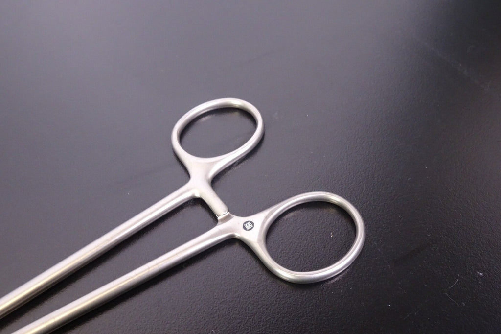 Aesculap E0110R BROWN Uterine Tenaculum Forceps1
