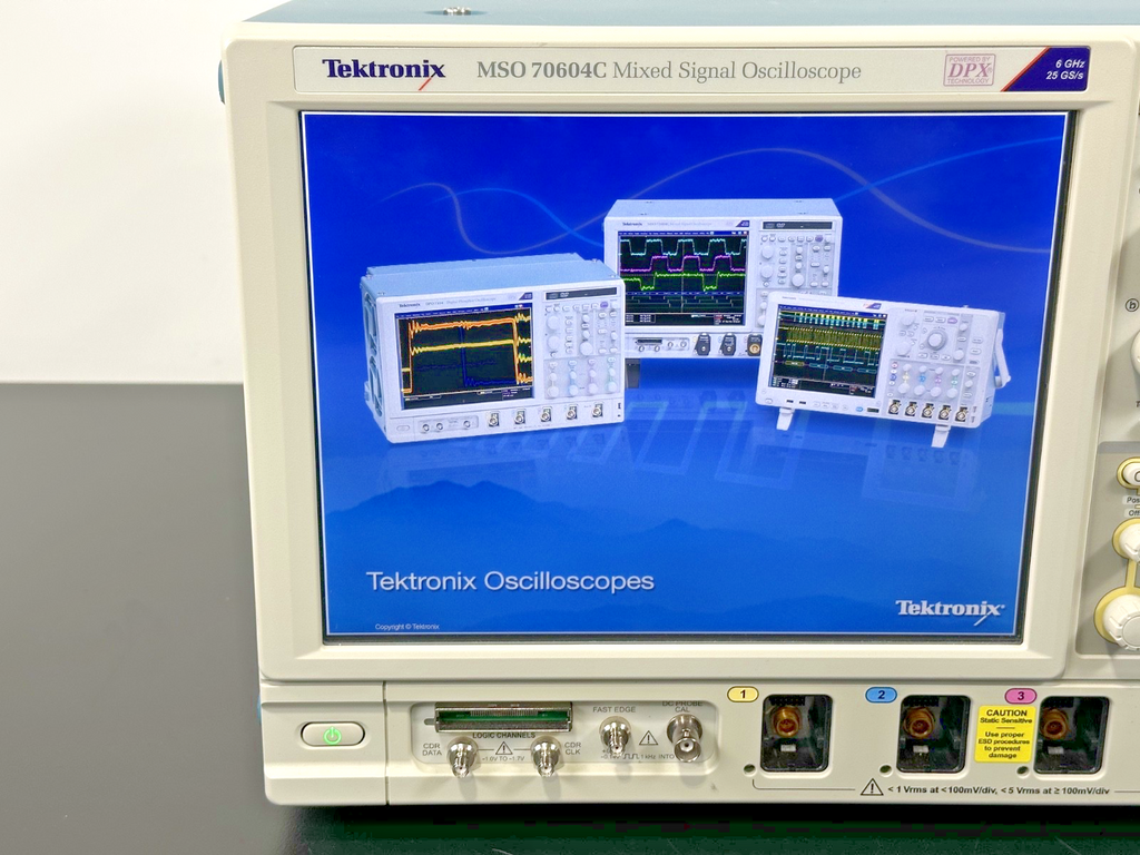 Tektronix MSO70604C 6GHz 25GS/s Mixed Signal Oscilloscope w/ P6780 Kit Working2