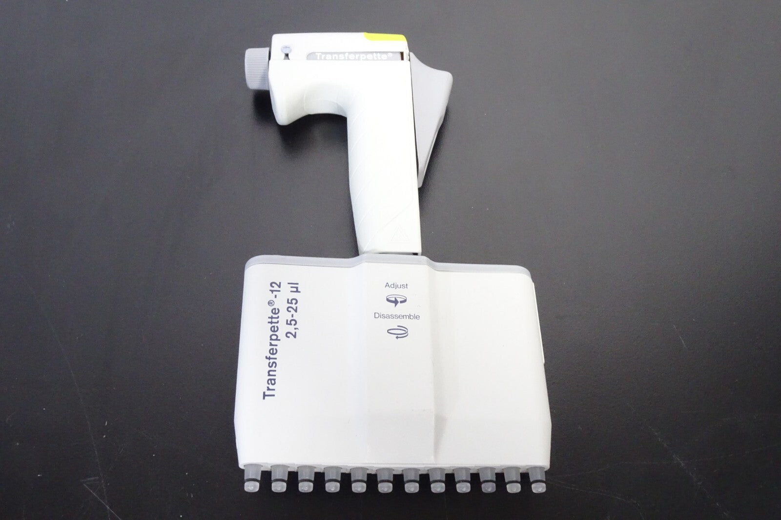 BrandTech Transferpette 12 Channel Manual Pipette 2,5 25uL4