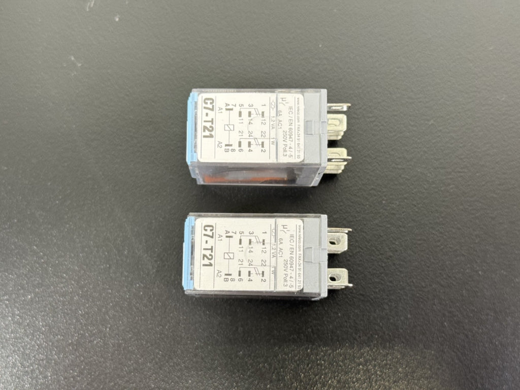 Comat Releco C7 T21 DC 24V Plug In Relay 6A 250VAC – Lot of 21
