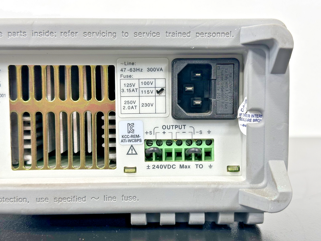 Agilent E3644A Programmable DC Power Supply 0 8Vdc 8A 0 20Vdc 4A5