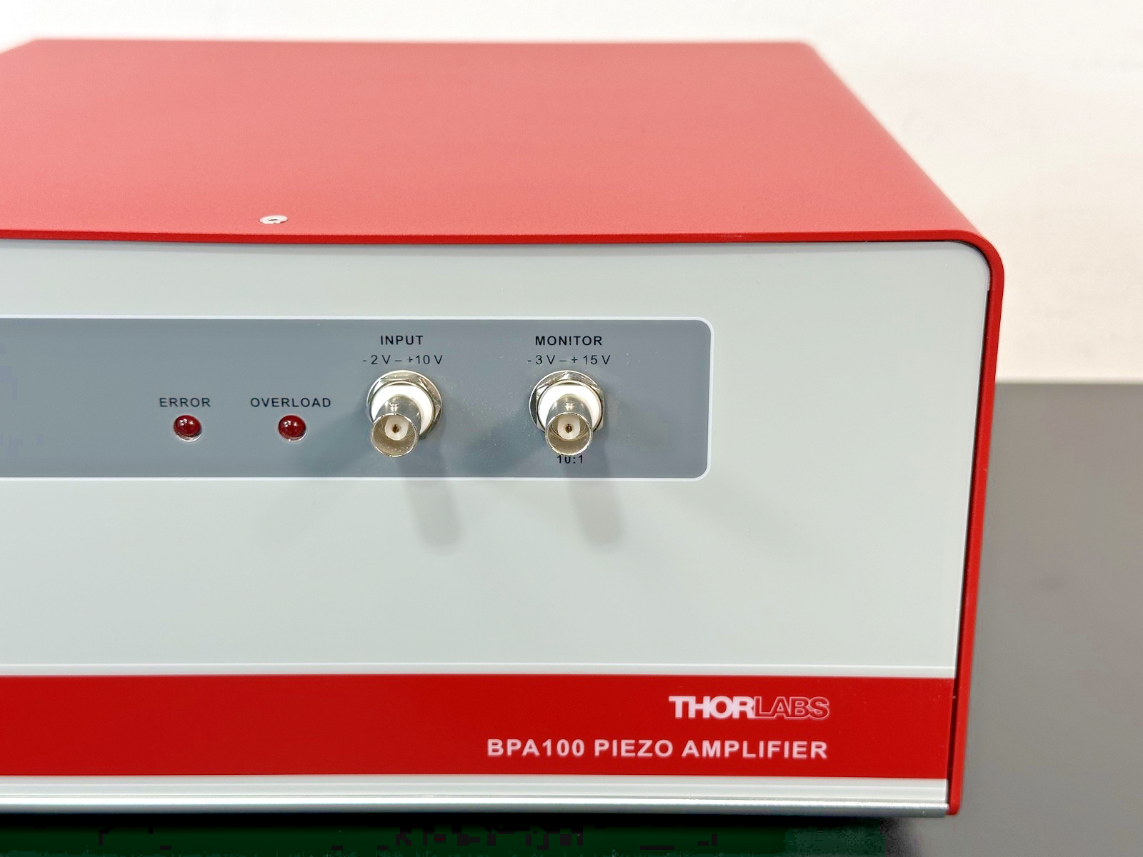 Thorlabs BPA100 High Voltage Piezo Amplifier  30V to +150V Powers On Working2
