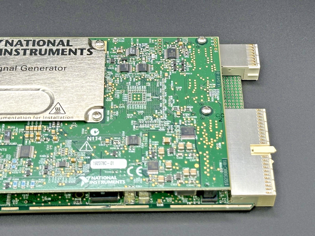 National Instruments NI PXI 5402 20MHz 14 Bit PXI Signal Generator5