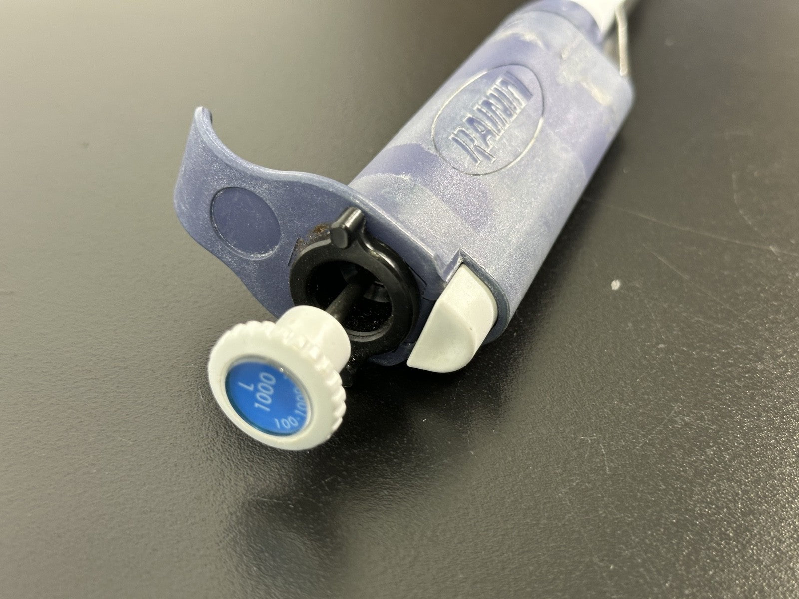 Rainin Pipet Lite L 1000 100 1000µL Adjustable Single Channel Pipette2