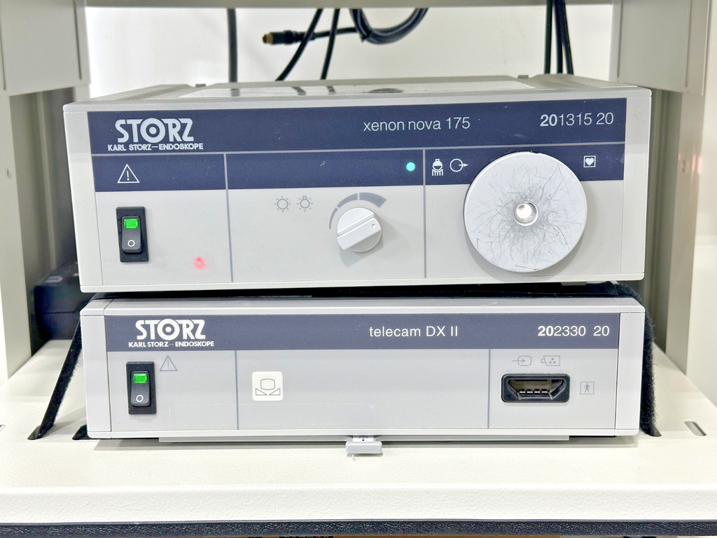 Karl Storz Xenon Nova 175 Telecam DX II Endoscopy Tower Cart Sony UP 51MD6