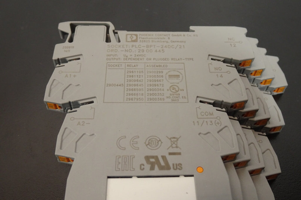 Phoenix Contact PLC BPT 24DC/21 2900445 Base with 2961105 Relay1