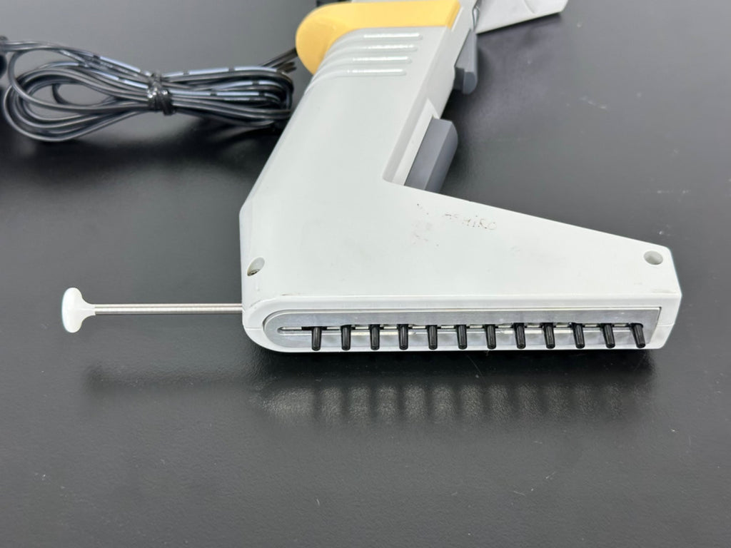 Thermo Scientific Matrix Electronic 12 Channel Pipette 125µL w/ Power Adapter3