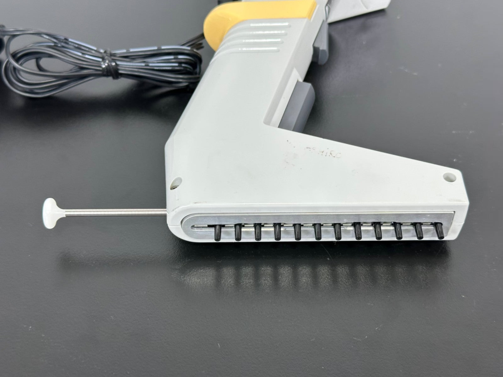 Thermo Scientific Matrix Electronic 12 Channel Pipette 125µL w/ Power Adapter3