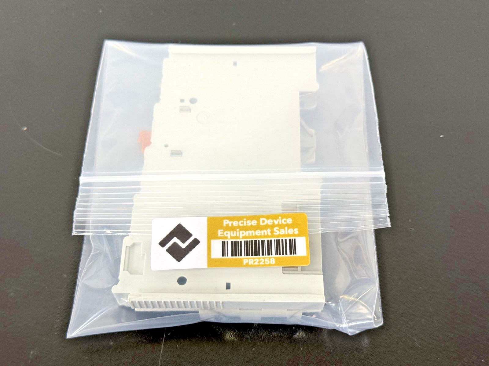 Beckhoff EL2624 4 Ch Relay Output Terminal w/ EL9011 Bus End Plate3