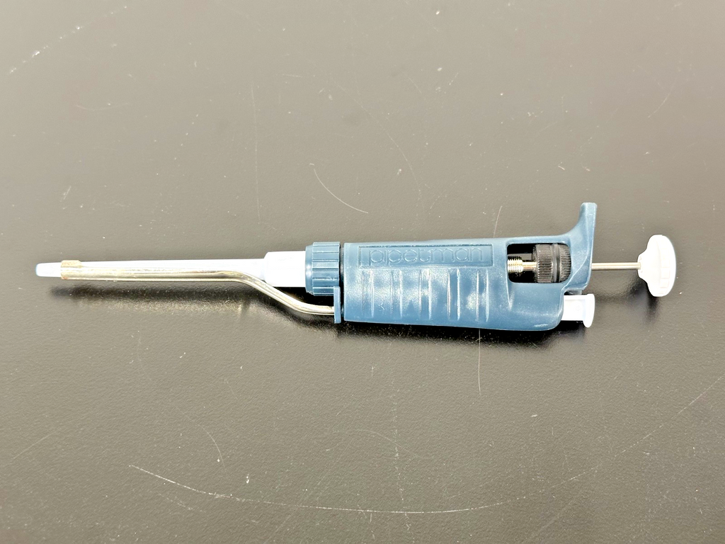 Gilson Pipetman P200 Adjustable Single Channel Pipette 50 200µL1