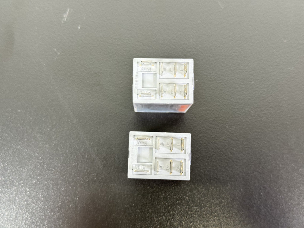 Comat Releco C7 T21 DC 24V Plug In Relay 6A 250VAC – Lot of 23