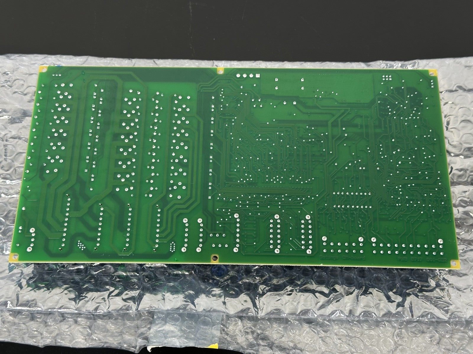 Getinge 570 33 01 01 Rev B/2.9 Industrial Control PCB Circuit Board2