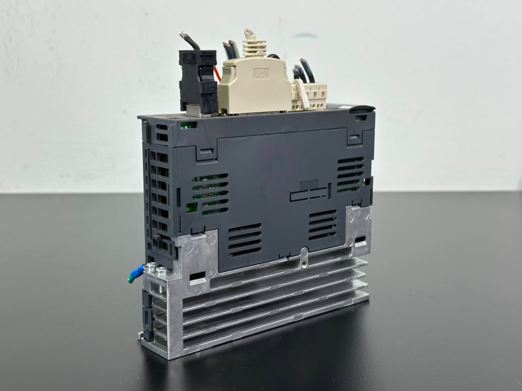 Mitsubishi Electric MR J3 10A RX035T031 Servo Drive Amplifier 100W MR J33