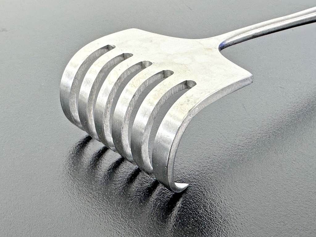 Aesculap MG067R Krasky 6 Prong Sharp Retractor 11.5in Stainless Steel1