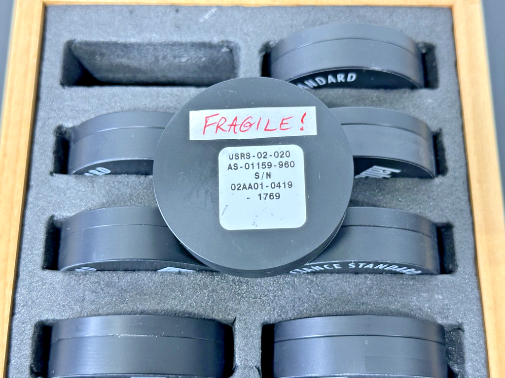 Labsphere Spectralon 8 Piece Diffuse Reflectance Standards Set w/ Case3