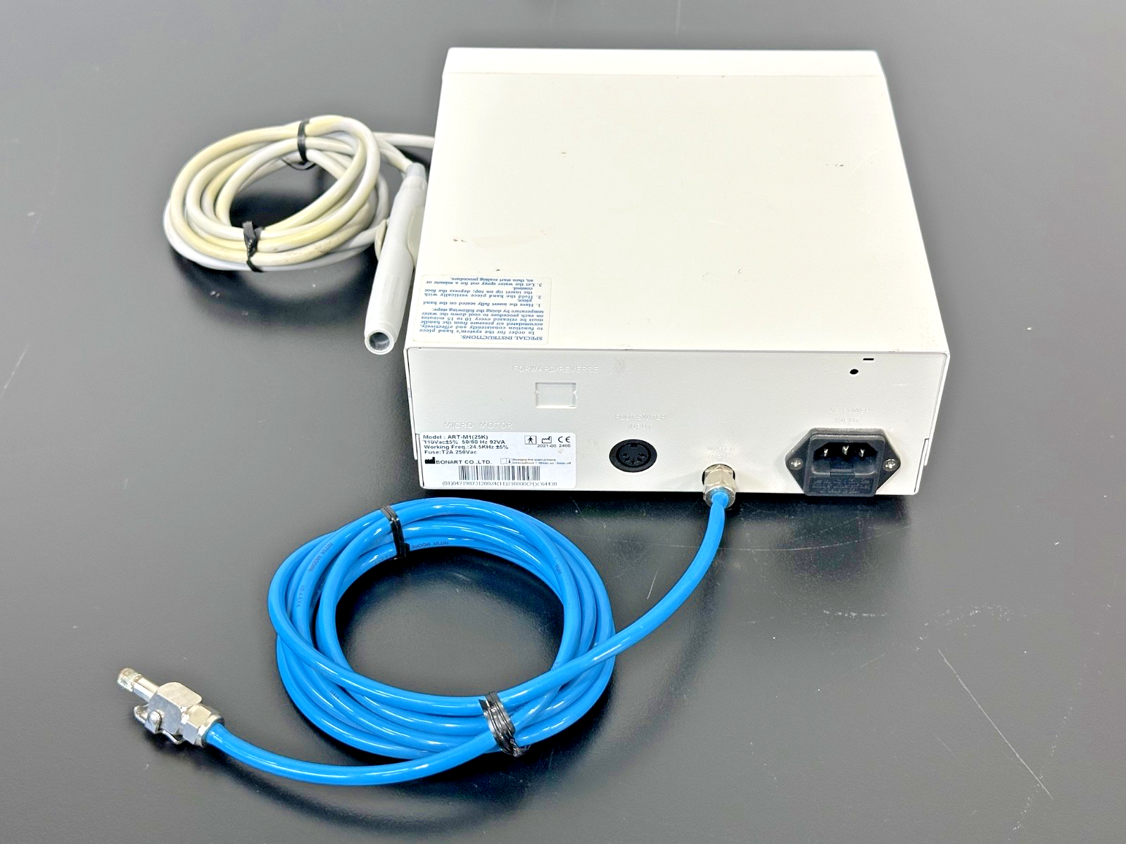 ART Maverick ART M1 25K Magnet Scaler Unit W/ Handpiece Used Powers On3